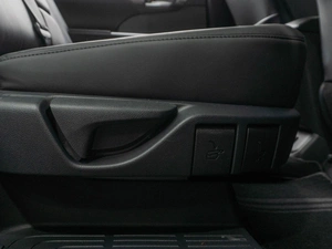 Внедорожник Toyota Highlander 2025 года, 5300000 рублей, Тюмень