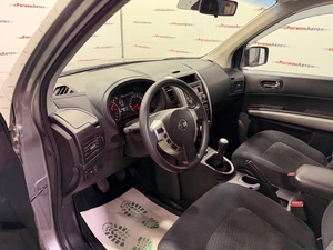 Внедорожник Nissan X-Trail 2012 года, 1330000 рублей, Красноярск