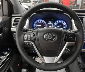 Внедорожник Toyota Highlander 2014 года, 2900000 рублей, Красноярск