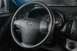 Седан Hyundai Elantra 2010 года, 459000 рублей, Тюмень