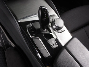 Седан BMW 5 серия 2017 года, 2815000 рублей, Красный Пахарь
