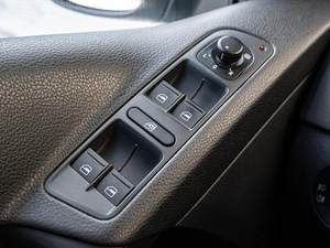 Внедорожник Volkswagen Tiguan 2015 года, 1690000 рублей, Краснодар