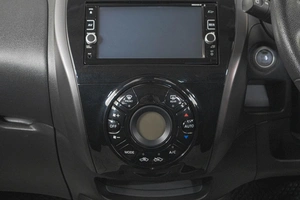 Хетчбэк Nissan Note 2017 года, 1049000 рублей, Кемерово