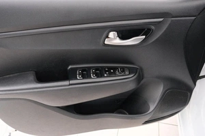Седан Kia Rio 2020 года, 1499000 рублей, Красноярск