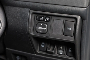 Минивэн Toyota Sienta 2013 года, 1169000 рублей, Новосибирск