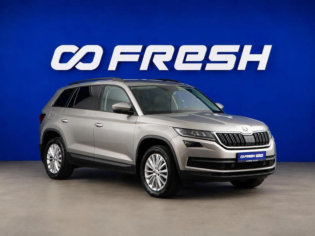 Внедорожник Skoda Kodiaq 2020 года, 2699000 рублей, Москва