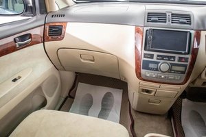 Минивэн Toyota Ipsum 2002 года, 699000 рублей, Барнаул