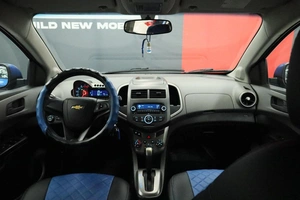 Хэтчбек Chevrolet Aveo 2012 года, 790000 рублей, Железногорск