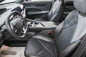 Лифтбек Changan UNI-V 2023 года, 2449000 рублей, Барнаул