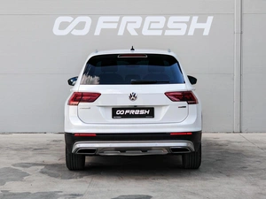 Внедорожник Volkswagen Tiguan 2019 года, 2490000 рублей, Краснодар