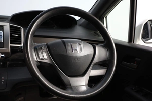 Минивэн Honda Freed 2015 года, 1279000 рублей, Новосибирск