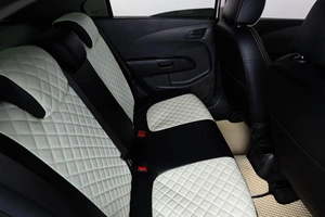 Седан Chevrolet Aveo 2012 года, 549000 рублей, Пермь