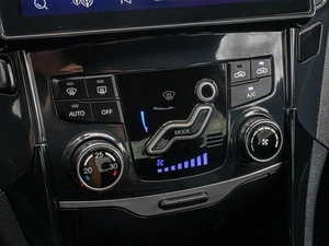 Седан Hyundai Sonata 2012 года, 1330000 рублей, Краснодар