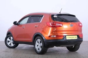 Внедорожник Kia Sportage 2011 года, 1349000 рублей, Омск