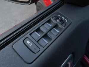 Внедорожник Land Rover Discovery Sport 2015 года, 2485000 рублей, Волгоград