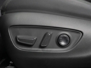 Внедорожник Toyota RAV4 2025 года, 4249000 рублей, Тюмень