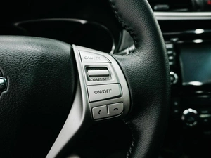 Внедорожник Nissan X-Trail 2015 года, 1799000 рублей, Красноярск
