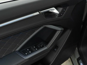 Внедорожник Audi Q3 2024 года, 4249999 рублей, Москва