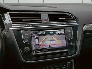 Внедорожник Volkswagen Tiguan 2017 года, 2698000 рублей, Краснодар