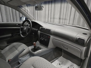 Универсал Volkswagen Passat 2000 года, 379000 рублей, Красноярск