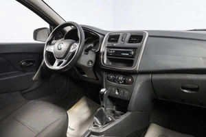 Седан Renault Logan 2018 года, 799000 рублей, Новосибирск