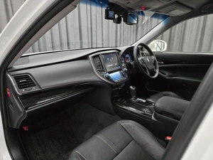 Седан Toyota Crown 2015 года, 3099000 рублей, Красноярск