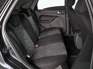 Седан Ford Focus 2005 года, 449000 рублей, Аксай