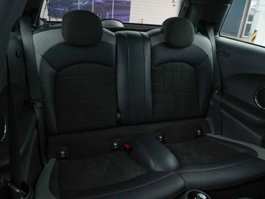 Хетчбэк MINI John Cooper Works 2019 года, 2999033 рублей, Москва