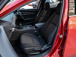 Хетчбэк Mazda 3 2019 года, 1747000 рублей, Краснодар