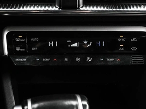 Седан Kia K5 2021 года, 2599000 рублей, Кирилловка