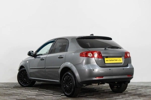 Хетчбэк Chevrolet Lacetti 2010 года, 459000 рублей, Сургут