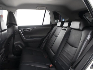 Внедорожник Toyota RAV4 2021 года, 3520000 рублей, Омск