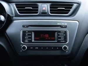 Хетчбэк Kia Rio 2015 года, 1069000 рублей, Нижний Новгород