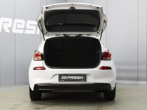 Хетчбэк Hyundai i30 2017 года, 1790000 рублей, Омск