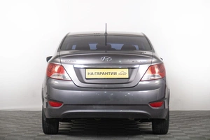 Седан Hyundai Solaris 2011 года, 739000 рублей, Томск