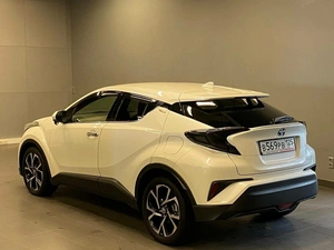 Внедорожник Toyota C-HR 2017 года, 1897000 рублей, Красноярск