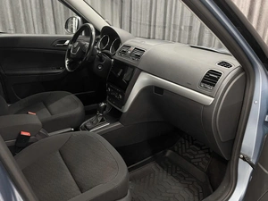 Внедорожник Skoda Yeti 2013 года, 950000 рублей, Красноярск