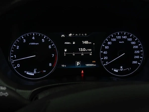Седан Hyundai Genesis 2016 года, 2099000 рублей, Тюмень