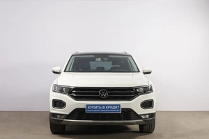 Внедорожник Volkswagen T-Roc 2021 года, 2199000 рублей, Новосибирск