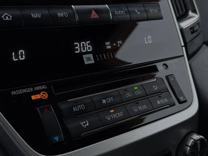 Внедорожник Toyota Land Cruiser 2020 года, 7599000 рублей, Ижевск