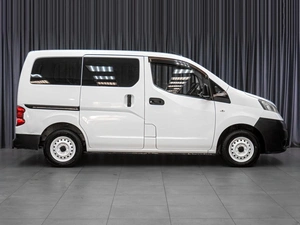 Фургон Nissan NV200 2010 года, 1179000 рублей, Тюмень