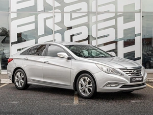 Седан Hyundai Sonata 2012 года, 1330000 рублей, Краснодар