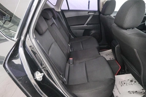 Хетчбэк Mazda 3 2011 года, 869000 рублей, Красноярск