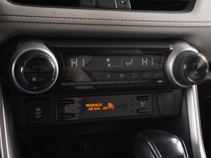 Внедорожник Toyota RAV4 2020 года, 3769000 рублей, Минеральные Воды