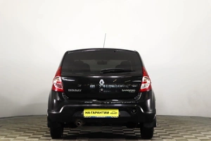 Хетчбэк Renault Sandero 2011 года, 599000 рублей, Пермь