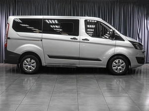 Минивэн Ford Tourneo Custom 2017 года, 2139000 рублей, Тюмень