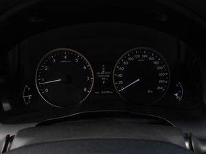 Седан Lexus ES 2013 года, 2299000 рублей, Саратов