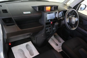 Минивэн Toyota Roomy 2021 года, 1279000 рублей, Омск