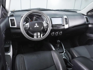 Внедорожник Mitsubishi Outlander 2012 года, 1275000 рублей, Ростов-на-Дону