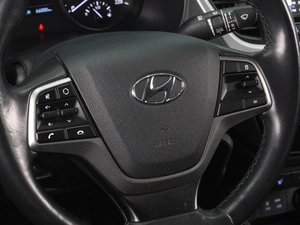 Седан Hyundai Solaris 2018 года, 1514000 рублей, Воронеж